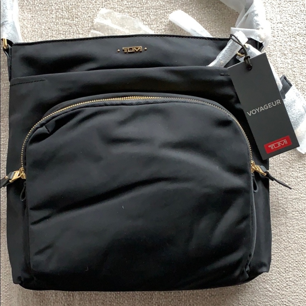 NEW Tumi Voyageur Capri Crossbody Bag
